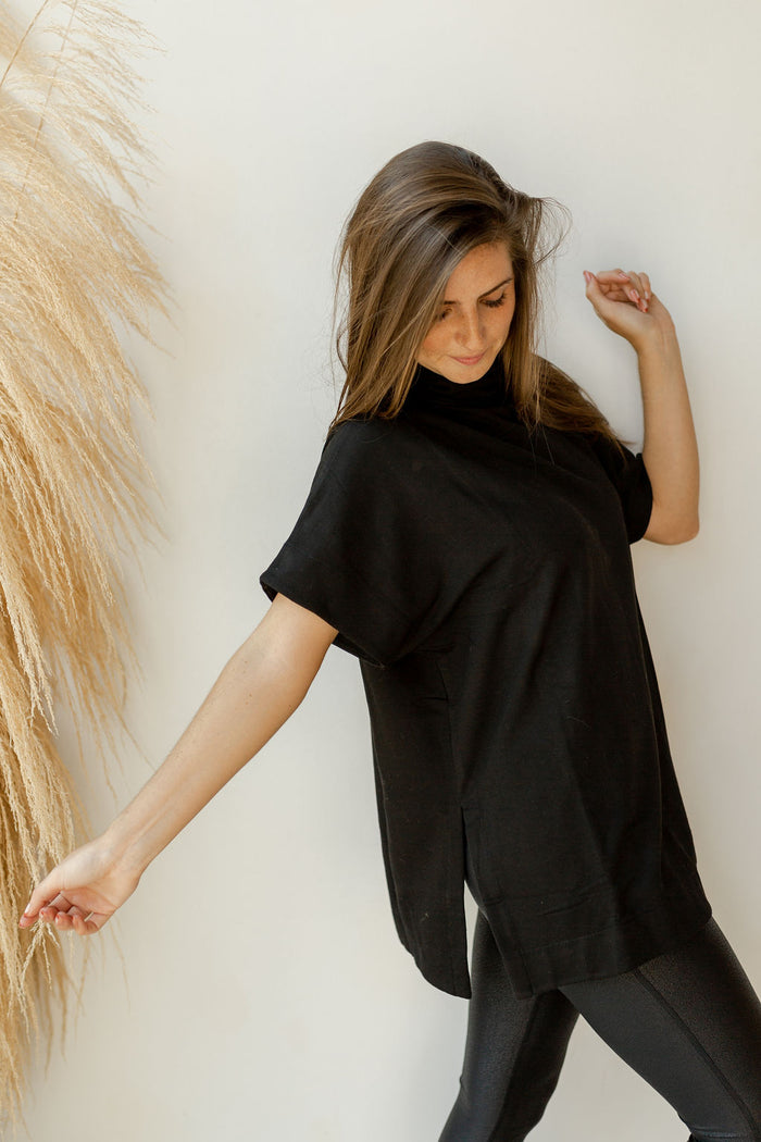 mode, longline turtleneck + side slit