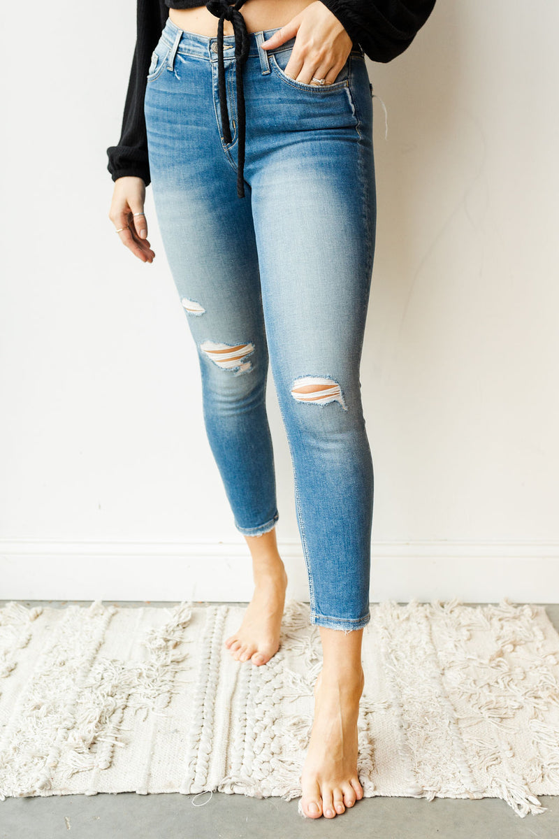 mode, distressed crop skinny