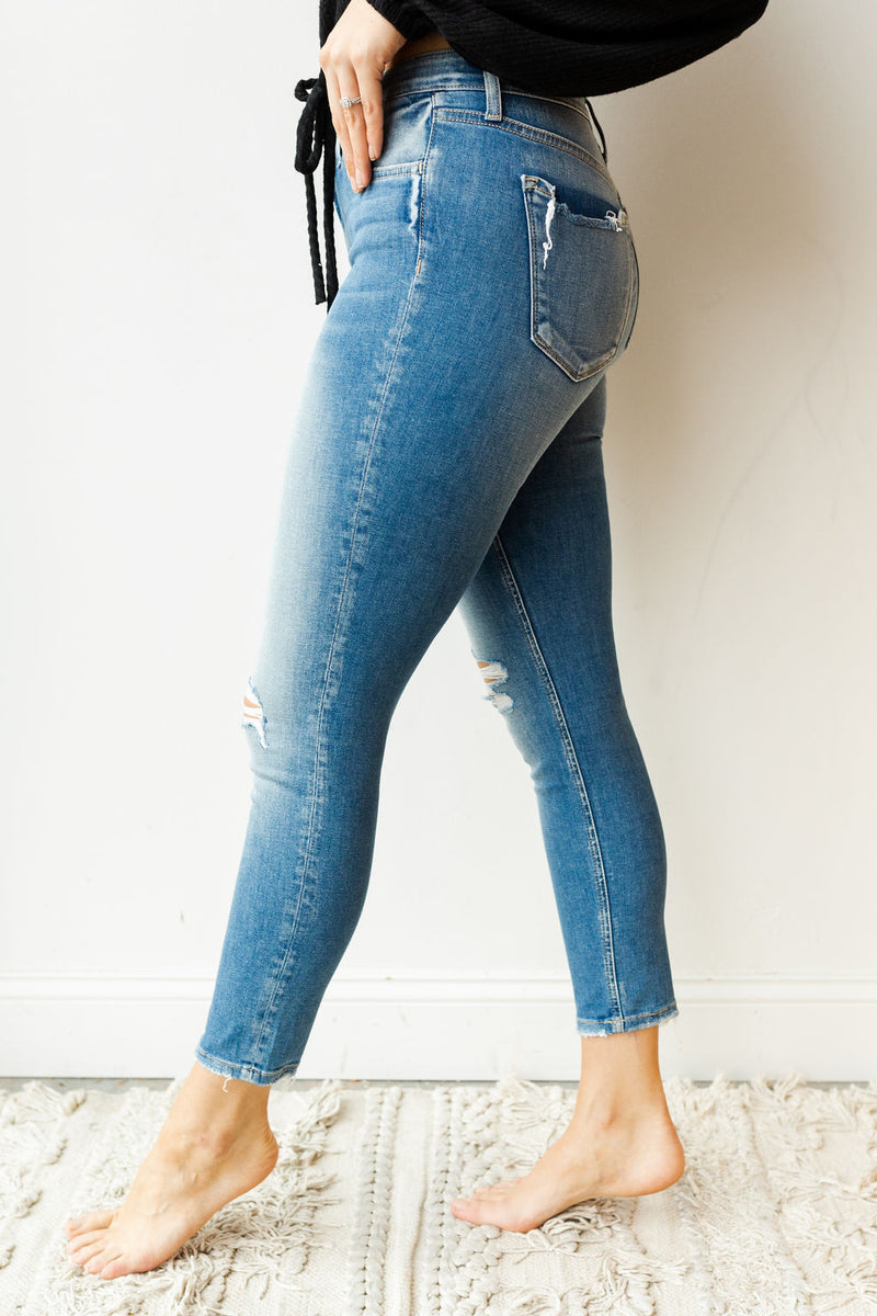 mode, distressed crop skinny