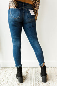 mode, mid rise slashed skinny