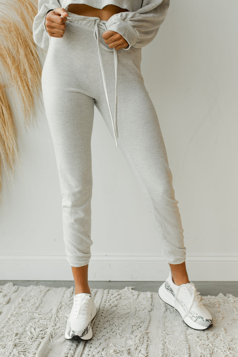 mode, just the basic joggers (set)