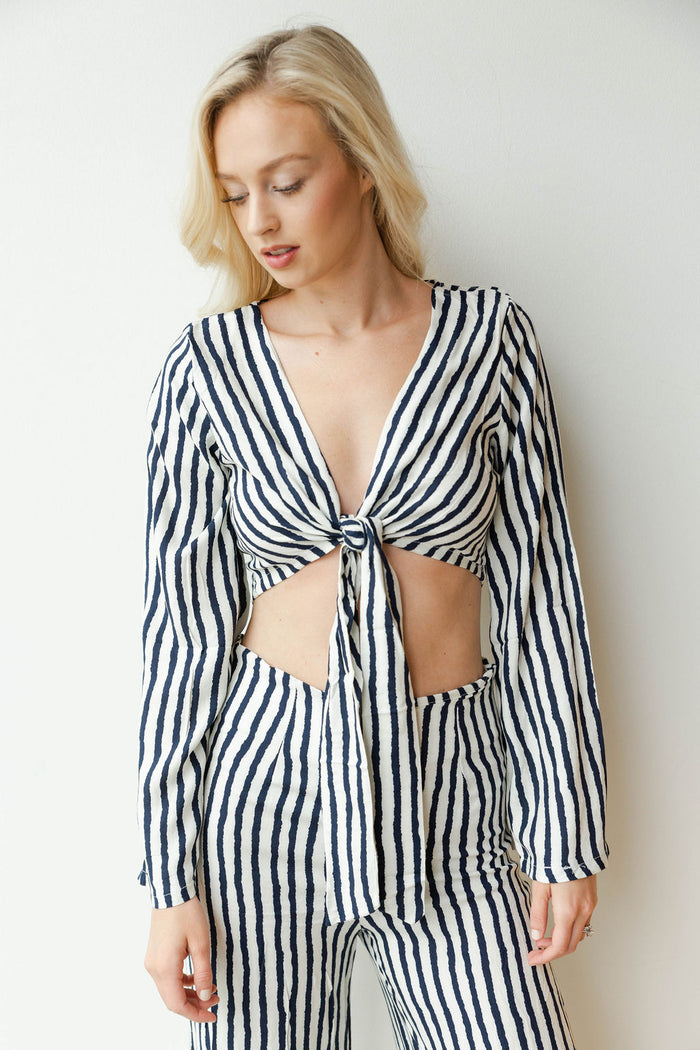 mode, revolve around me set (top)