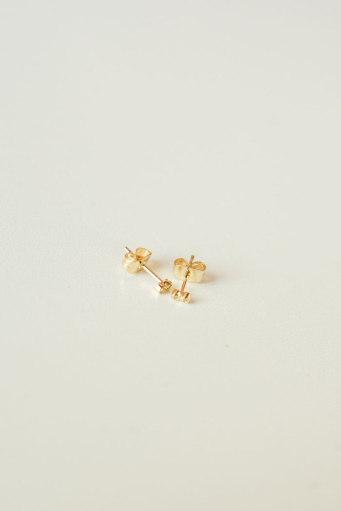 mode, tiny double stud