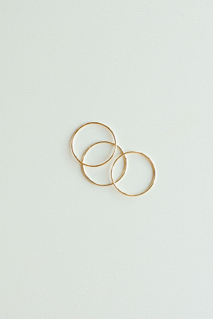 mode, skinny ring trio