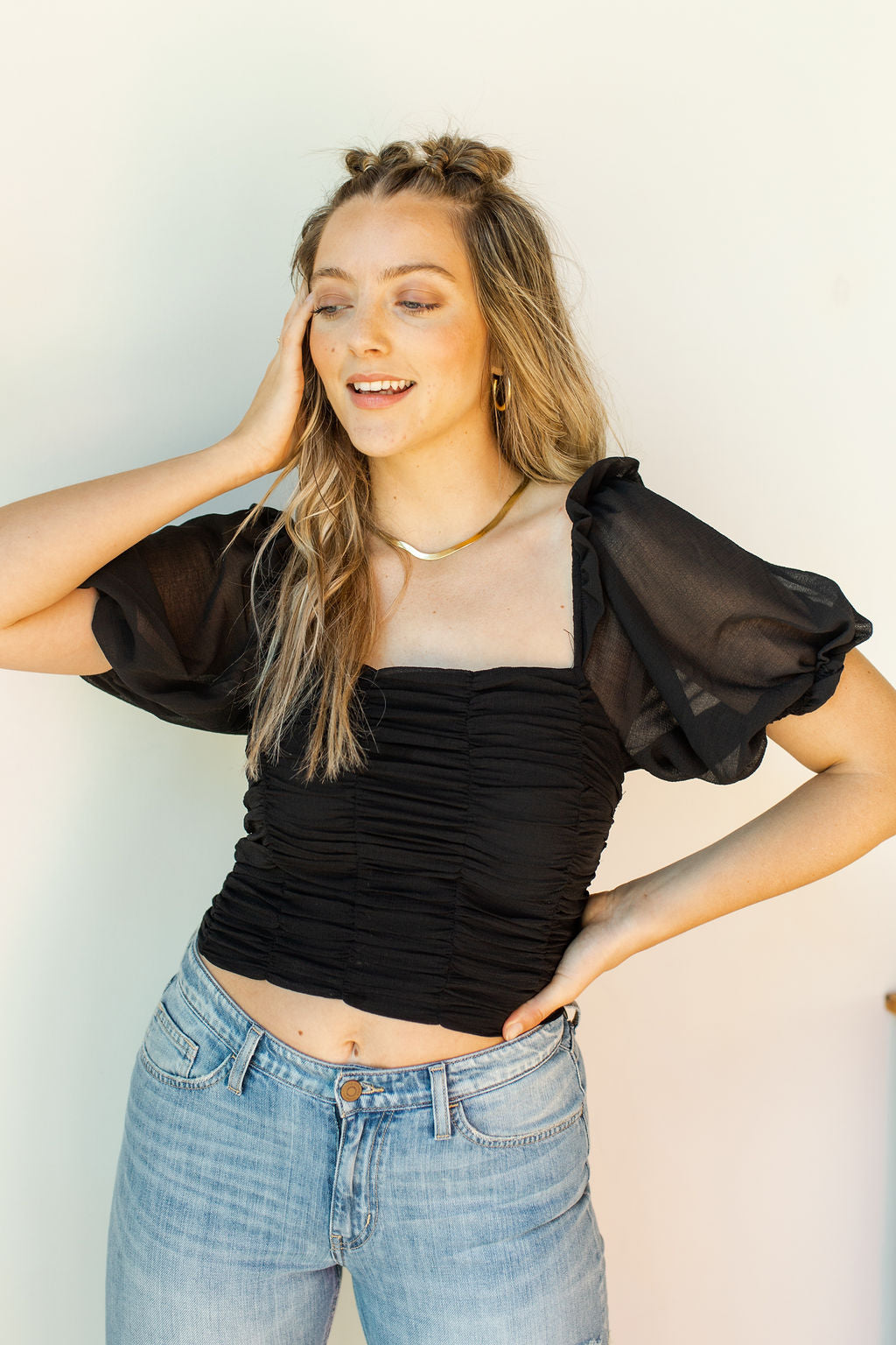 mode, iconic ruched top