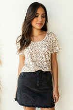 mode, soft knit spotted tee