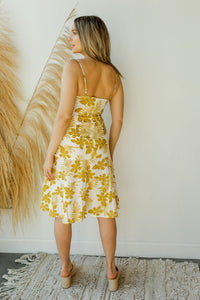 mode, yellow blooms midi dress