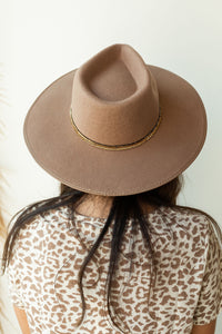mode, Natalie hat