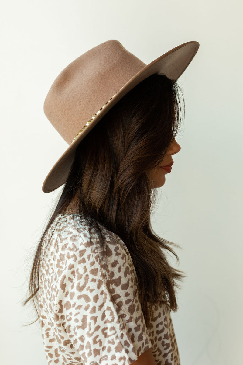 mode, Natalie hat