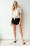 mode, collar tie top