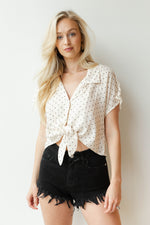 mode, collar tie top