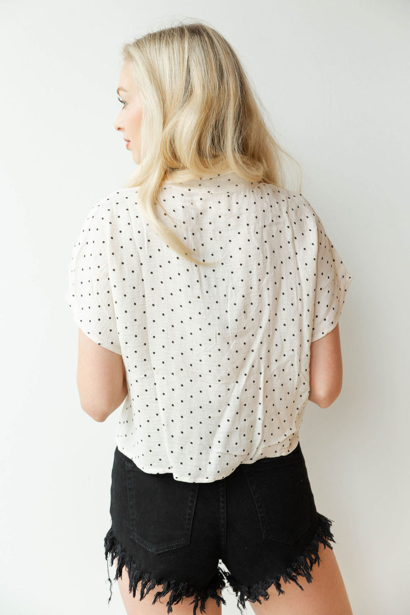 mode, collar tie top