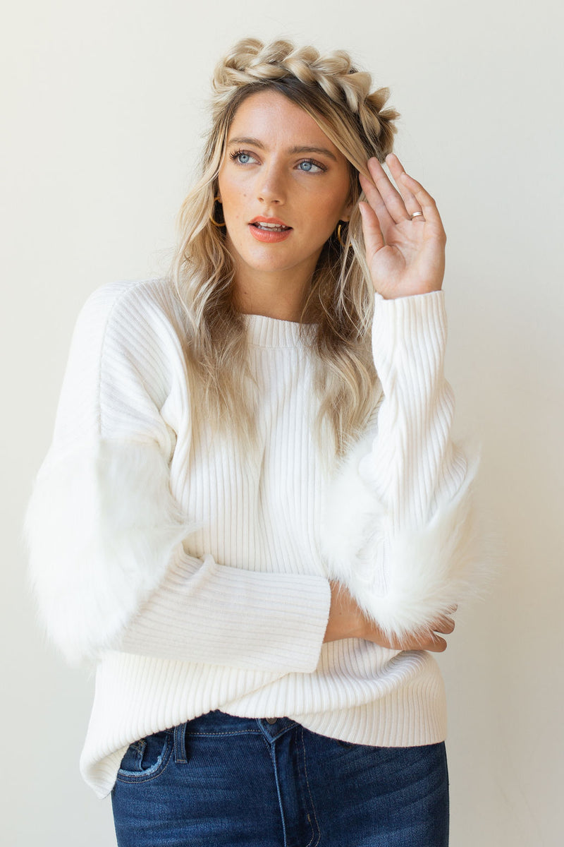 mode, the fur details sweater