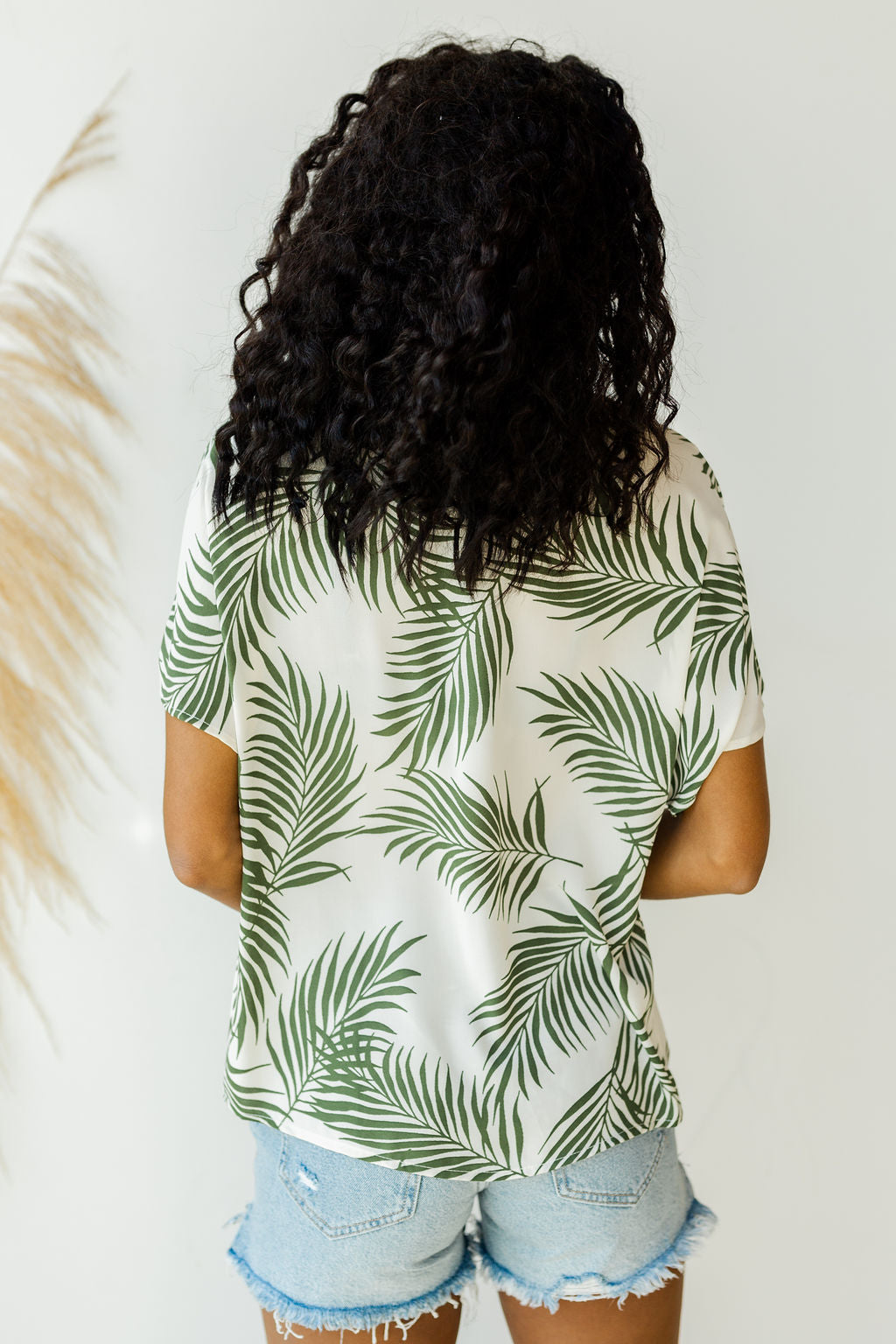 mode, under the palms top