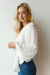 mode, pop of texture blouse