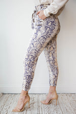 mode, snakeskin high waist trousers