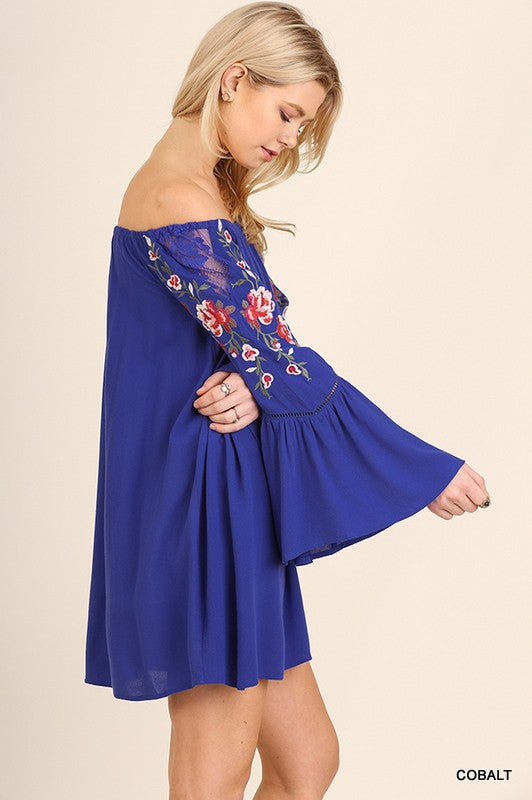 mode, Paradise embroidered dress