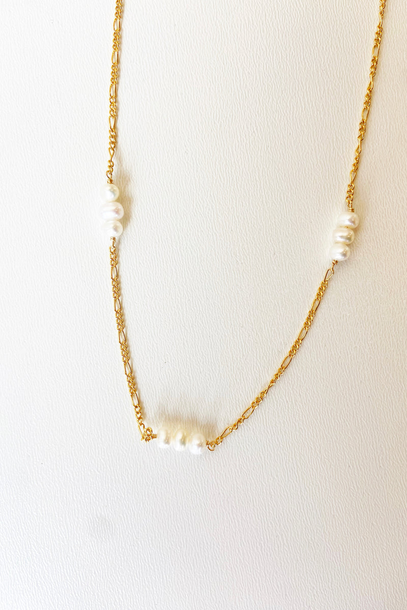 mode, jasmine necklace