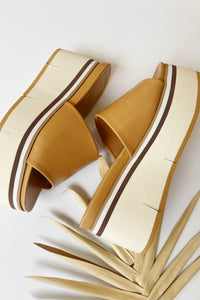 mode, jade flatform sandals