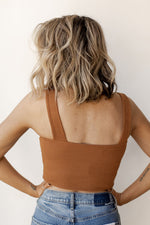 mode, right now thick strap crop