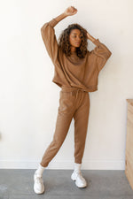 mode, working from home sweat set