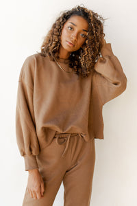 mode, working from home sweat set
