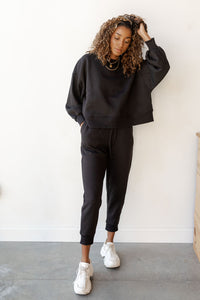 mode, working from home sweat set