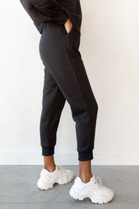 mode, working from home sweat set