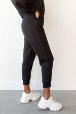 mode, working from home sweat set