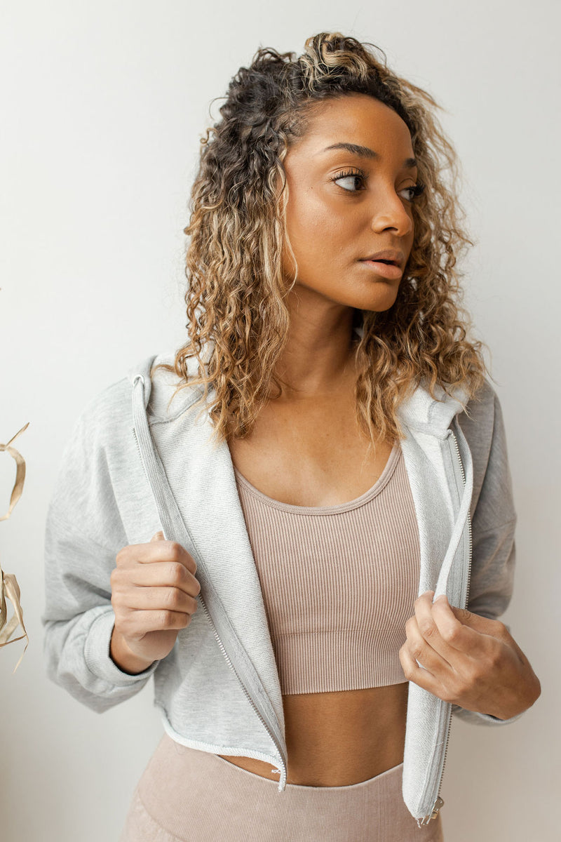 mode, relaxed crop zip-up
