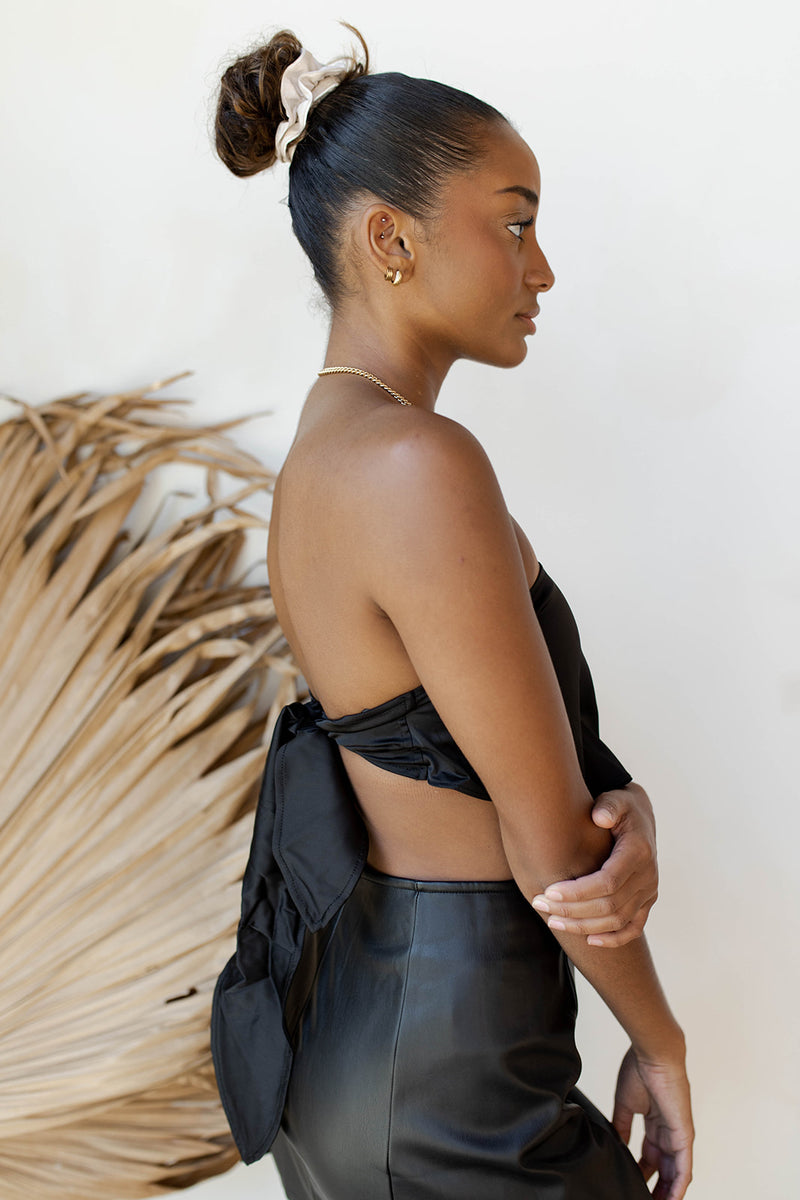 mode, satin tube scarf top