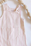 mode, striped overalls