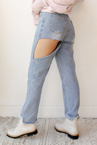 mode, back cut frayed hem denim