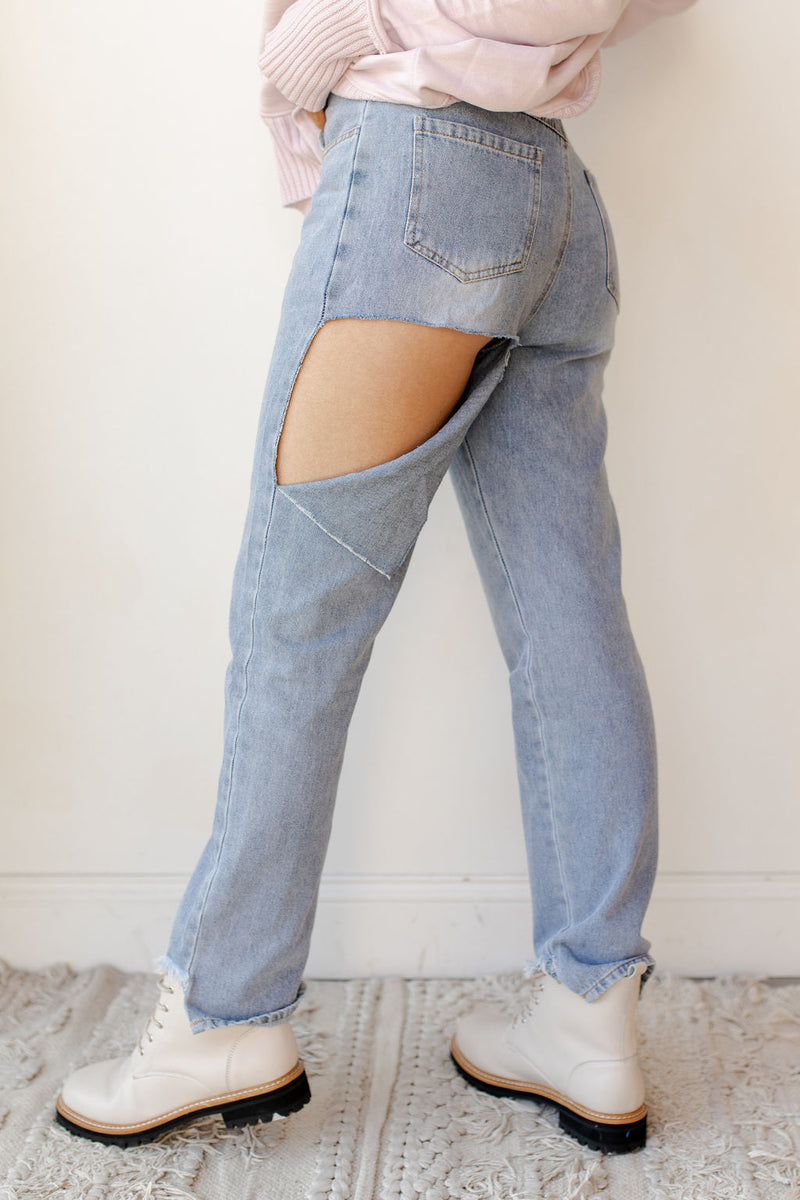 mode, back cut frayed hem denim