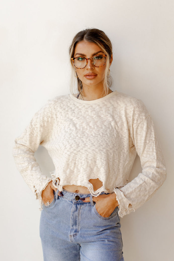 mode, vintage destressed long sleeve