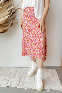 mode, never too midi, skirt
