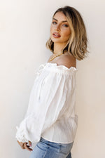 mode, wide neck peasant top