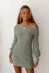 mode, shimmy shoulder sweater dress