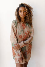 mode, tie dye boyfriend sweatshirt