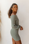 mode, shimmy shoulder sweater dress