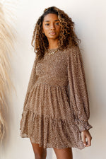 mode, frills tiered dress