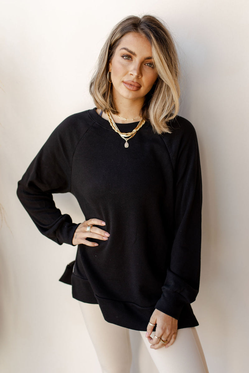 mode, zipped up sweatshirt