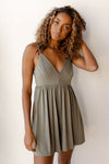 mode, layers tiered dress