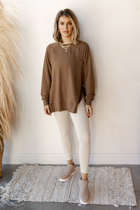 mode, zipped up sweatshirt