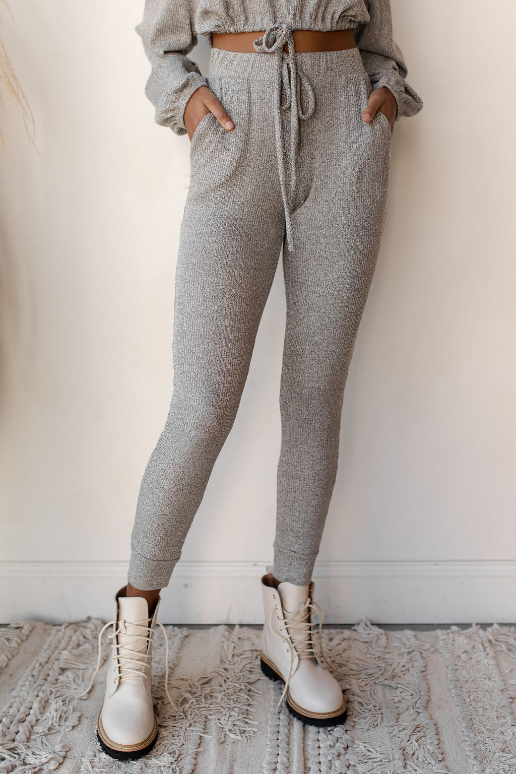 mode, static knit jogger