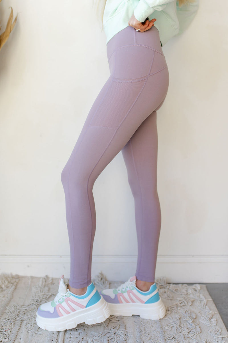 mode, highwaist essential leggings