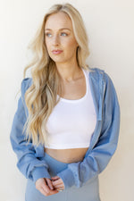 mode, relaxed crop zip-up