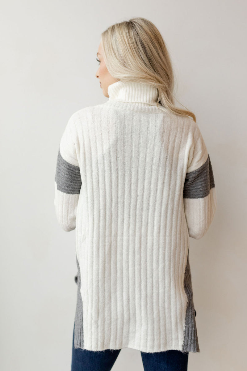 mode, color play sweater