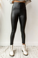mode, high rise faux leather leggings