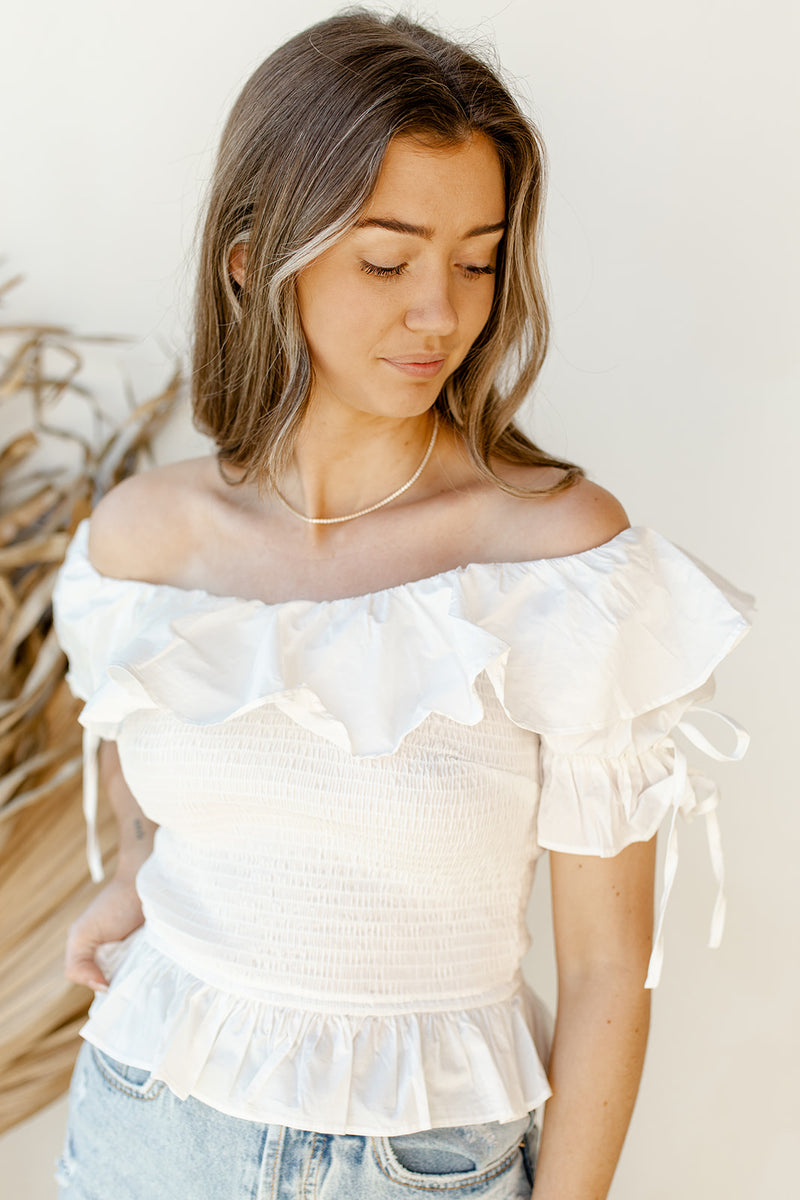 mode, sunny day ruffles